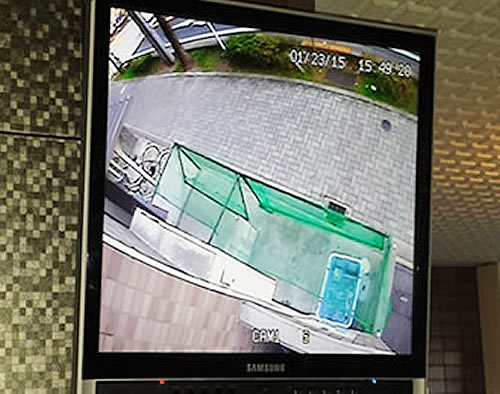 防犯カメラのモニタ