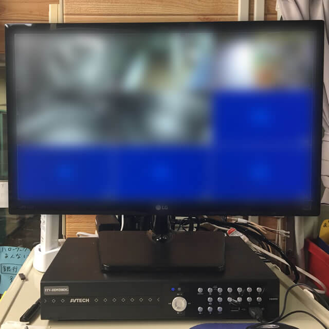 録画機とモニター